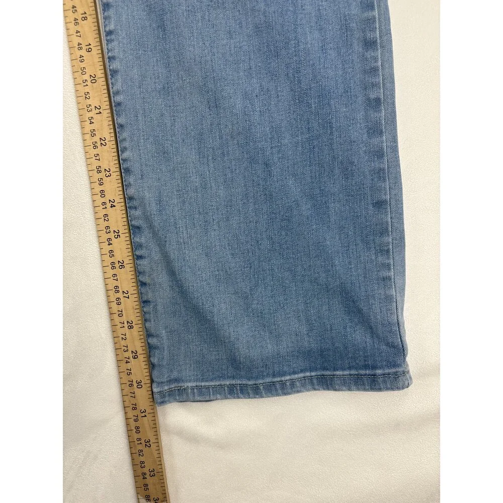 Levis levi women